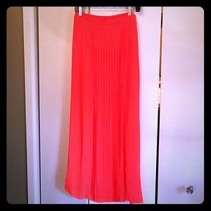 Skies are blue skirt